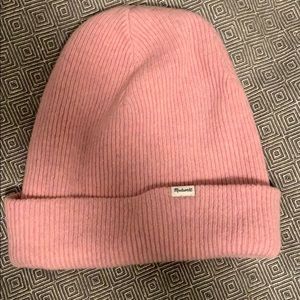 Madewell pink beanie 💕